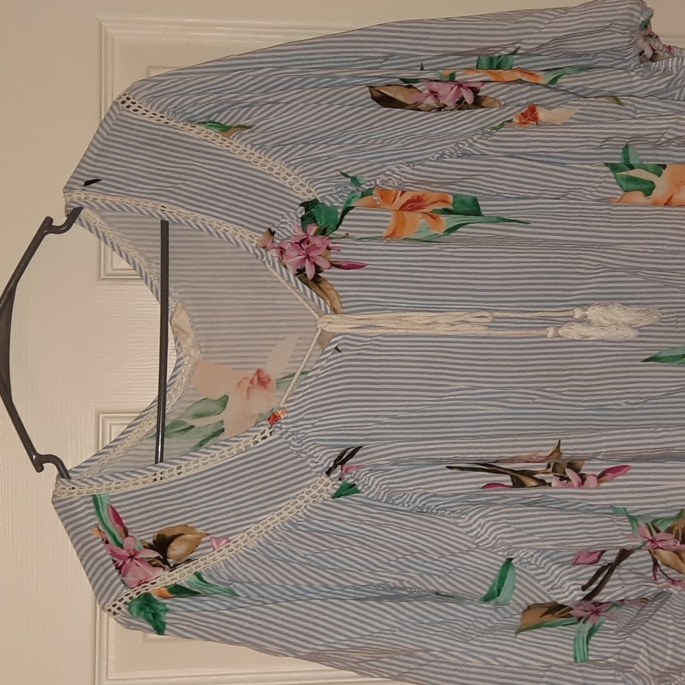 Women's Oddy Blouse